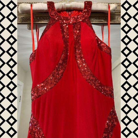 💃🏼Faviana Red Racerback Dress💃🏼 - Picture 6 of 6